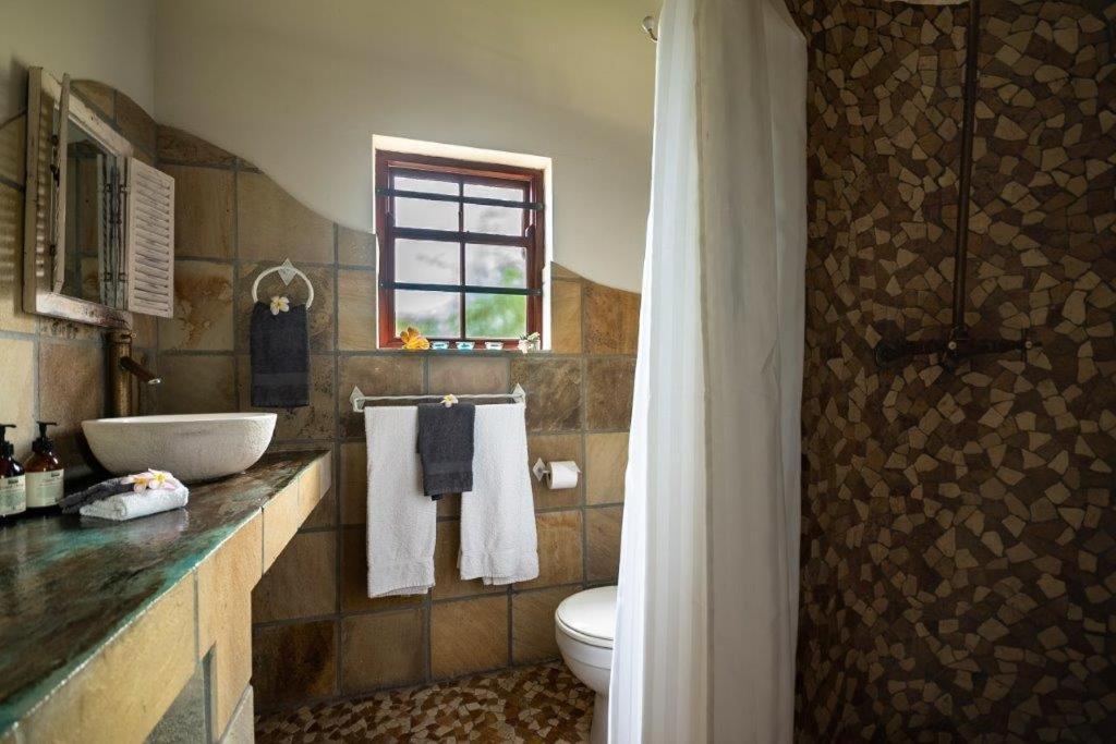 Villachad Guesthouse Kleinmond Exteriör bild