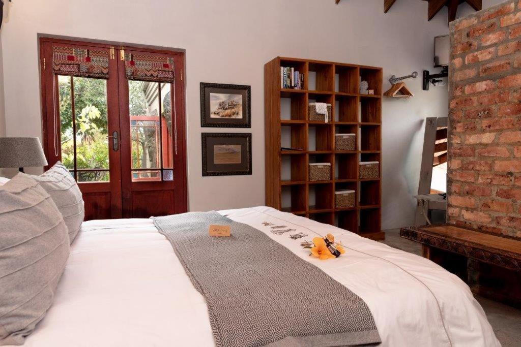 Villachad Guesthouse Kleinmond Exteriör bild