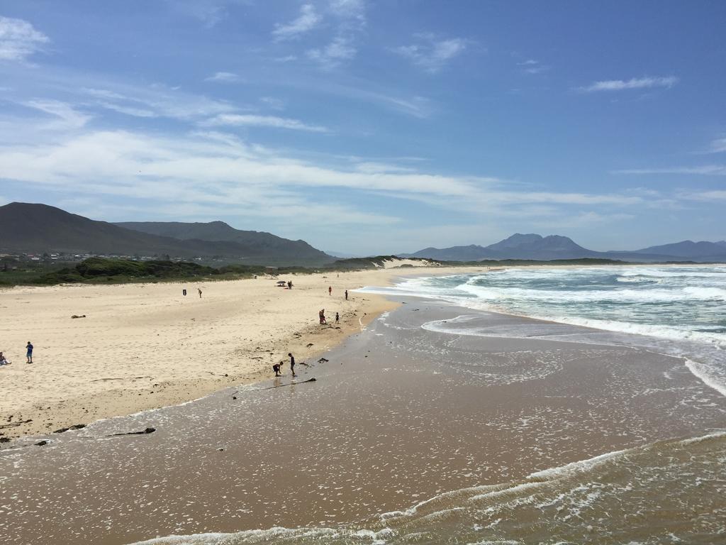 Villachad Guesthouse Kleinmond Exteriör bild