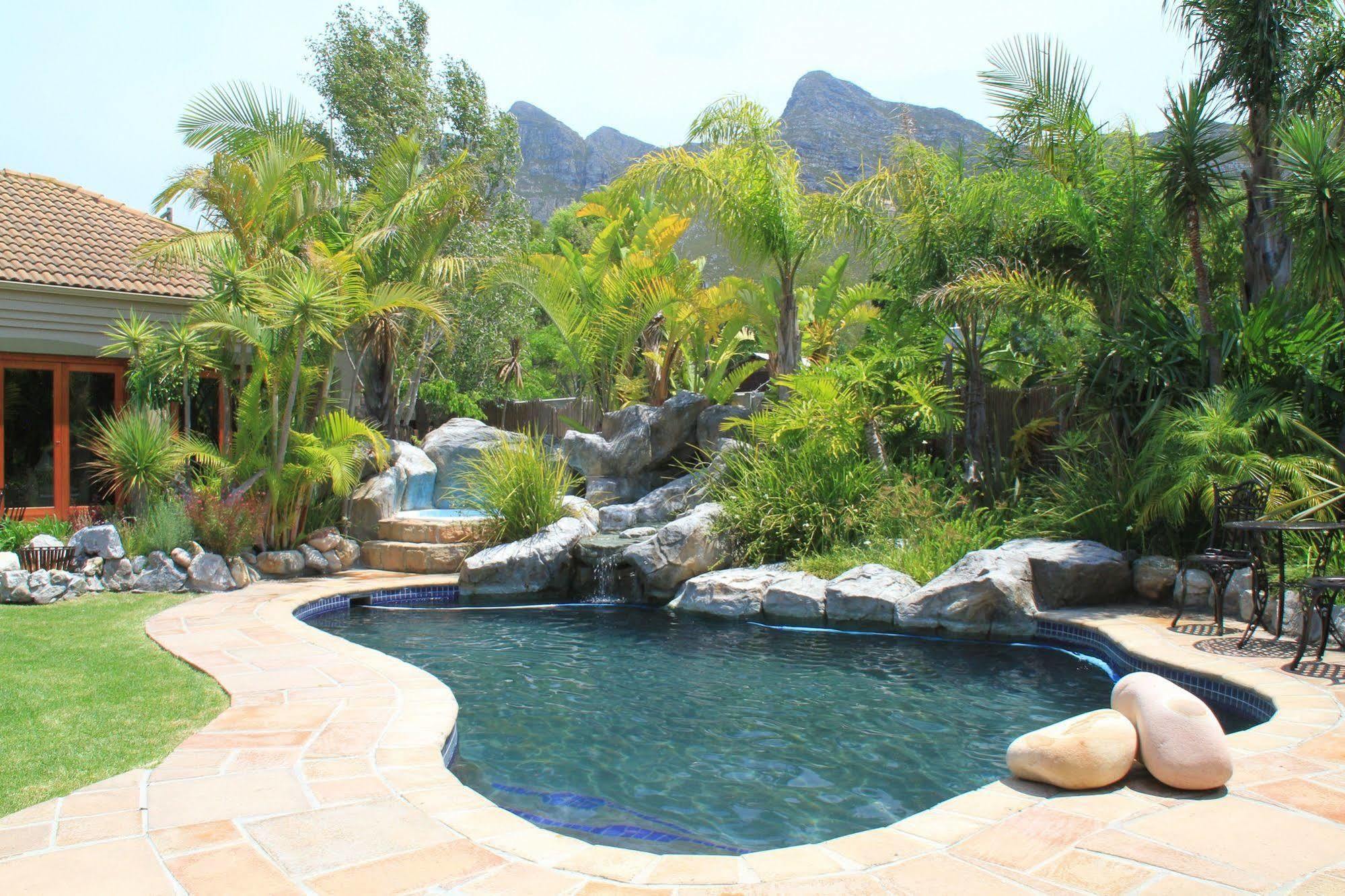 Villachad Guesthouse Kleinmond Exteriör bild