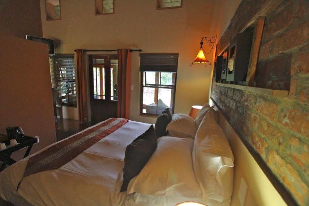 Villachad Guesthouse Kleinmond Exteriör bild